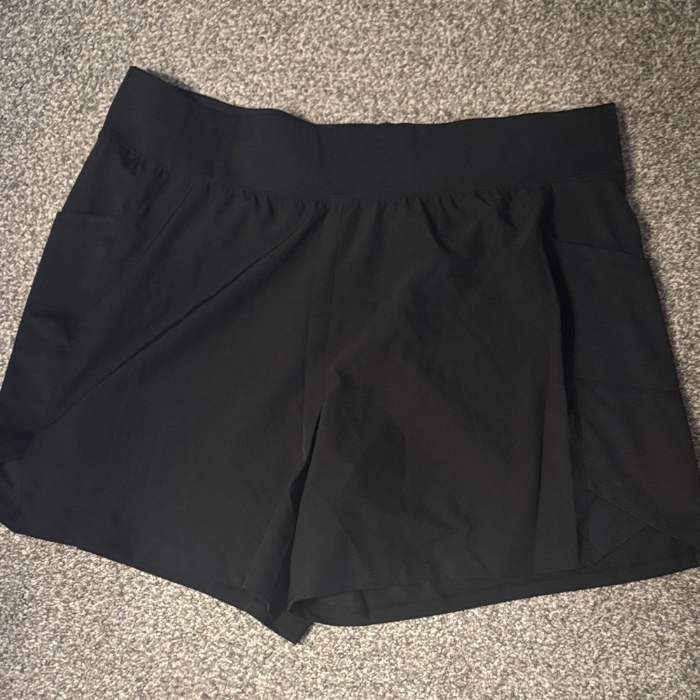 Tek Gear Women's Black Athletic Shorts
